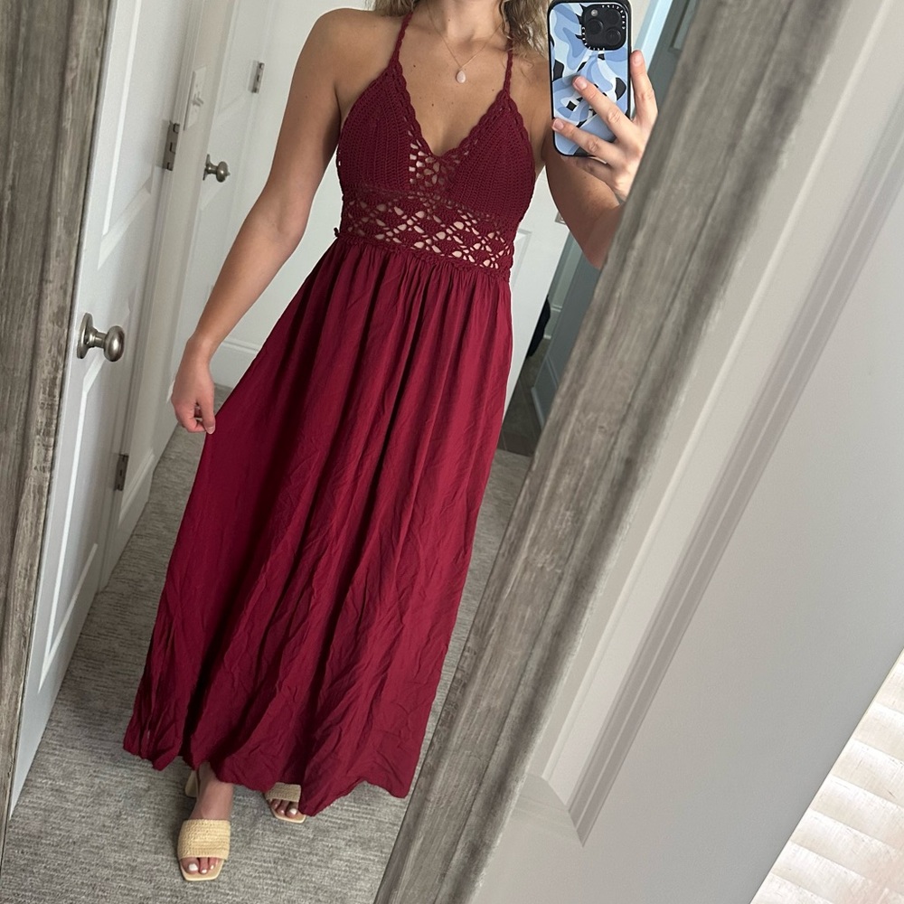 NWT LILBETTER Beach Crochet Backless Bohemian Halter Maxi Long Dress